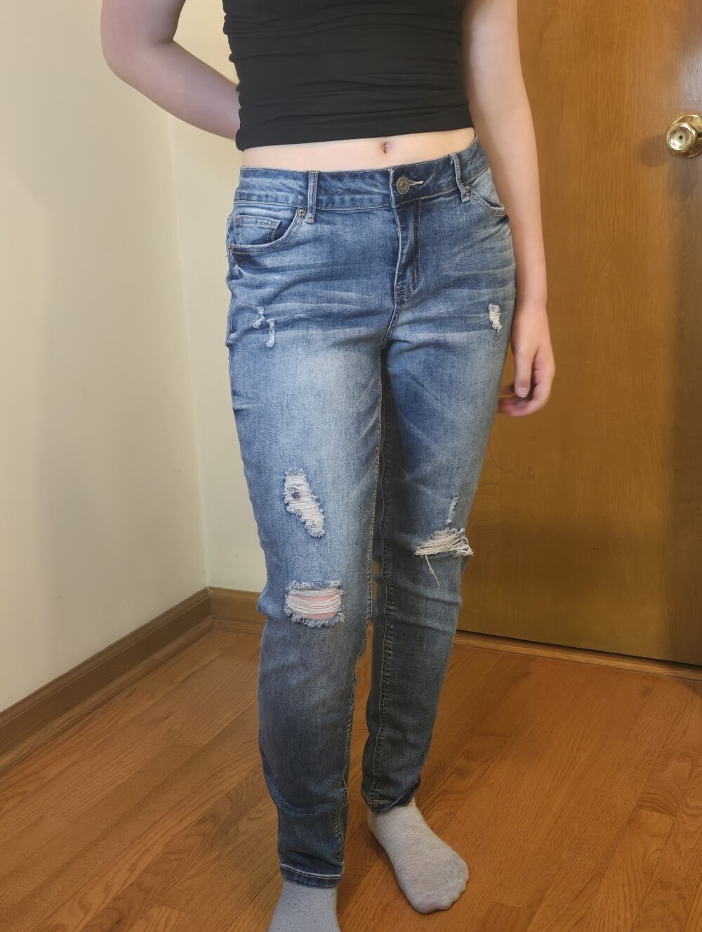 Elite Jeans .Women’s / Juniors Distressed Skinny Jeans - Blue Size 11/12